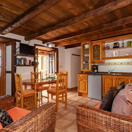 Charming With Sea View In Puntagorda