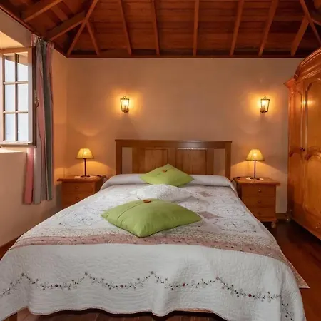 Villa Charming With Sea View In *